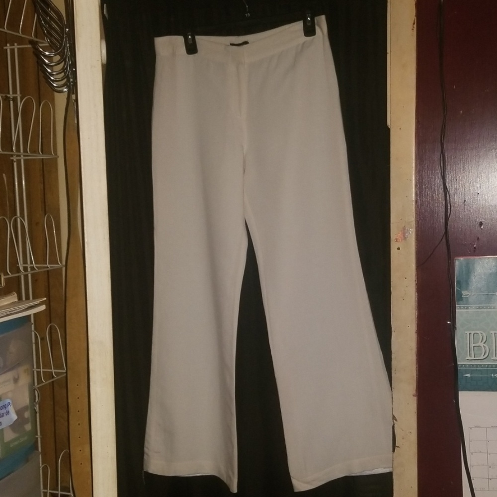White linen wide-leg pants